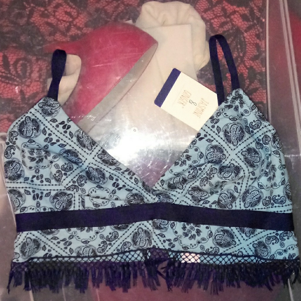 🔥 NWT Boho Bandana Bralette
